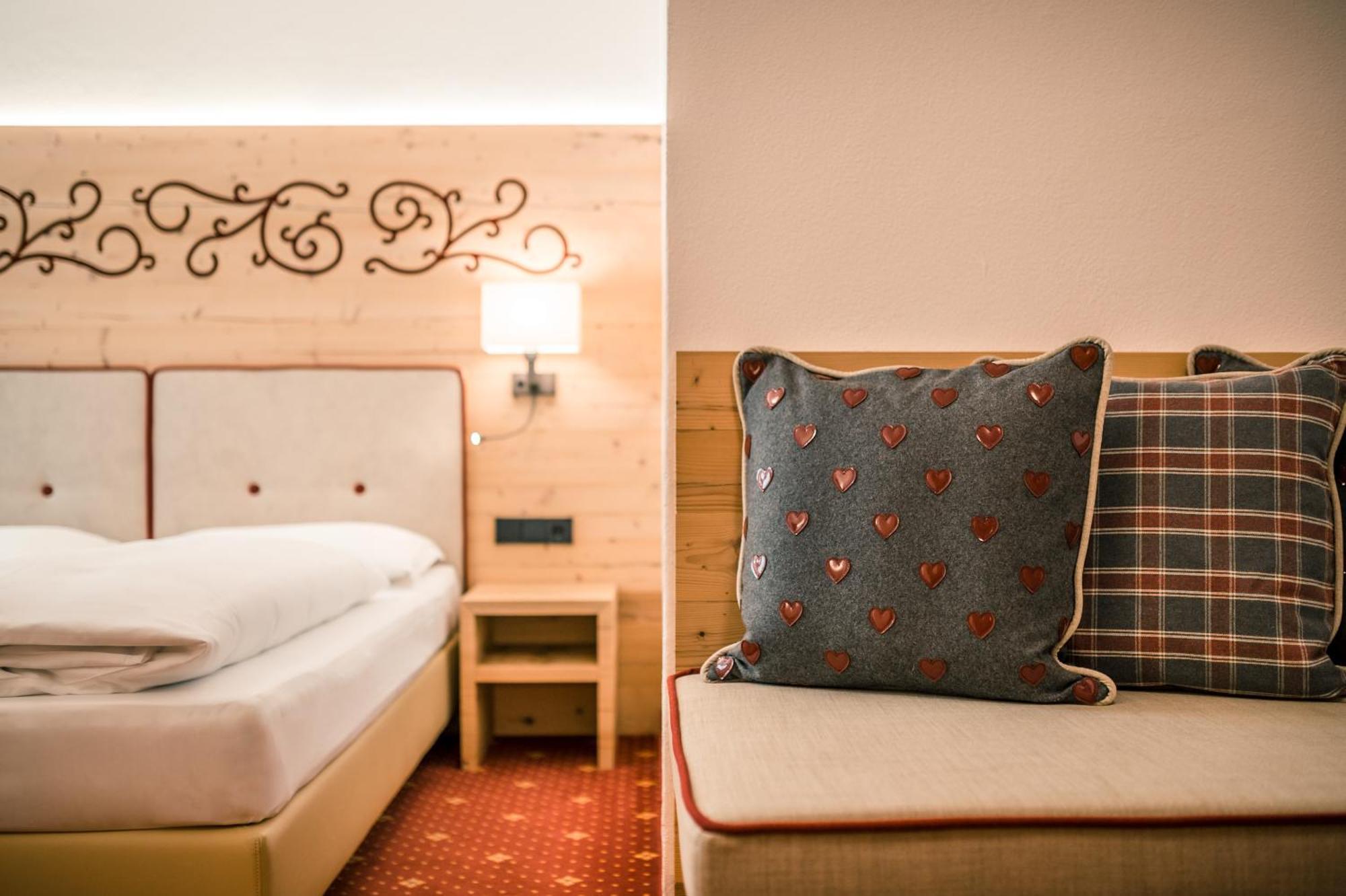 Hotel Maria Ortisei Kültér fotó