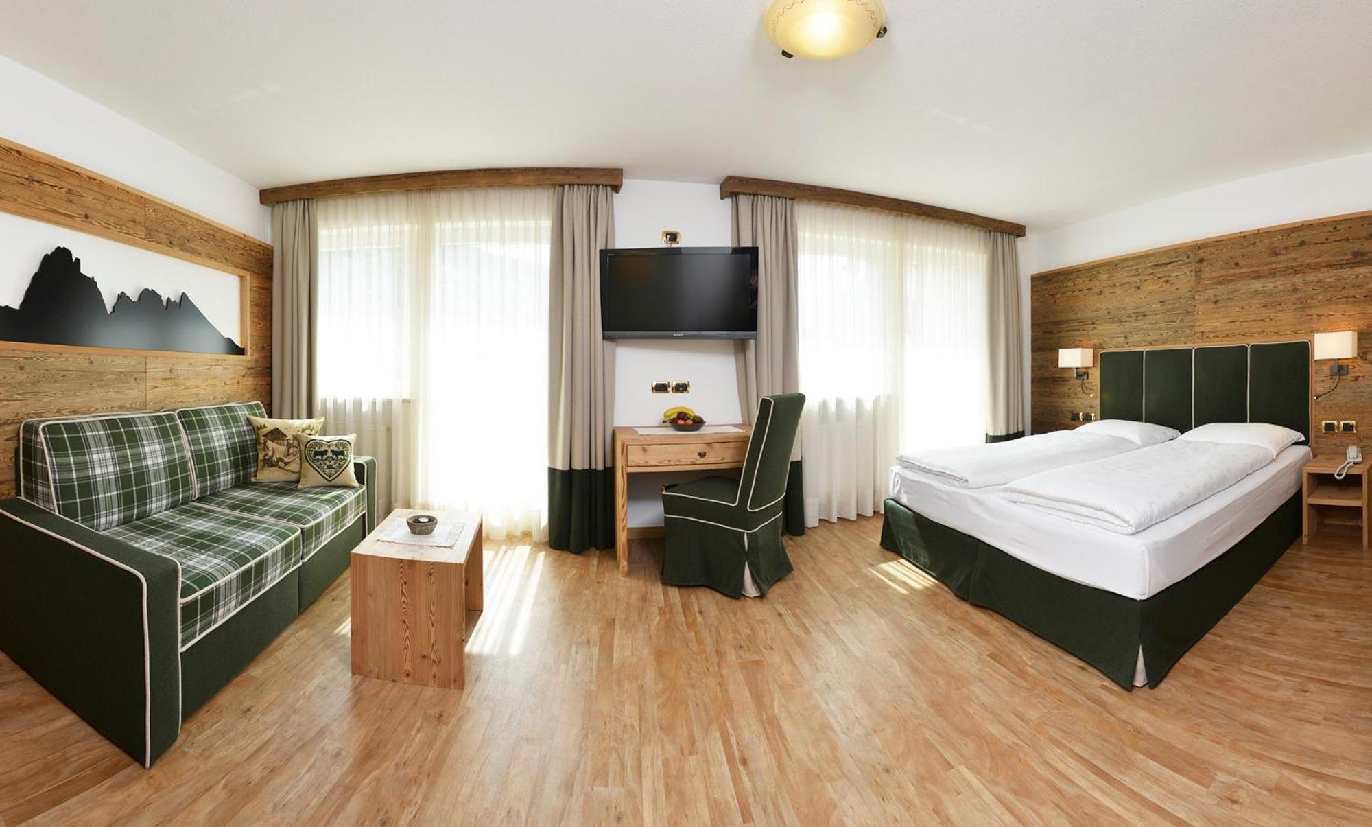 Hotel Maria Ortisei Kültér fotó